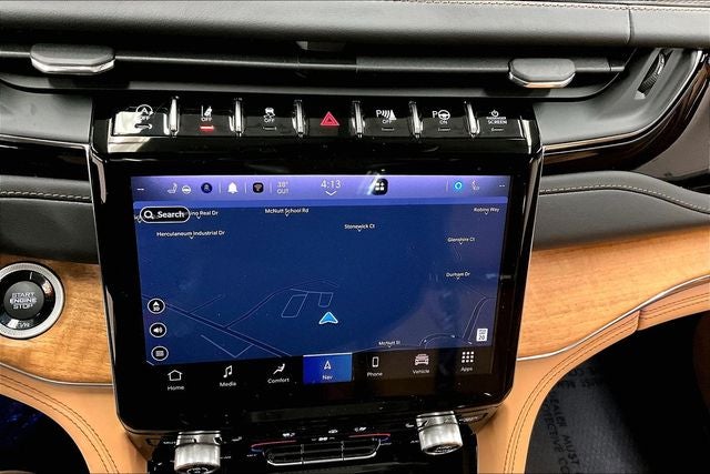 2023 Jeep Grand Cherokee L Summit 4x4 - Reserve Pkg - Htd/Cooled Massaging Seats