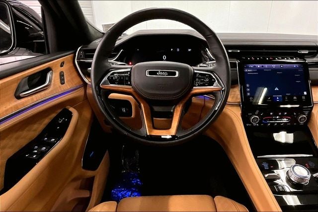 2023 Jeep Grand Cherokee L Summit 4x4 - Reserve Pkg - Htd/Cooled Massaging Seats