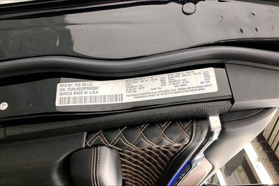 2023 Jeep Grand Cherokee L Summit 4x4-Pano Roof-Htd/Cooled Massaging Leather
