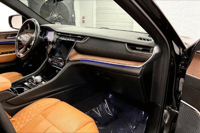 2021 Jeep Grand Cherokee L Summit 4x4-Pano Roof-Htd/Cooled Massaging Leather