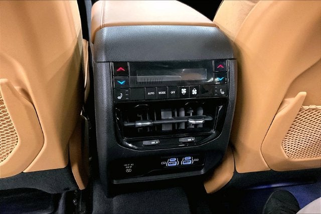 2021 Jeep Grand Cherokee L Summit 4x4-Pano Roof-Htd/Cooled Massaging Leather