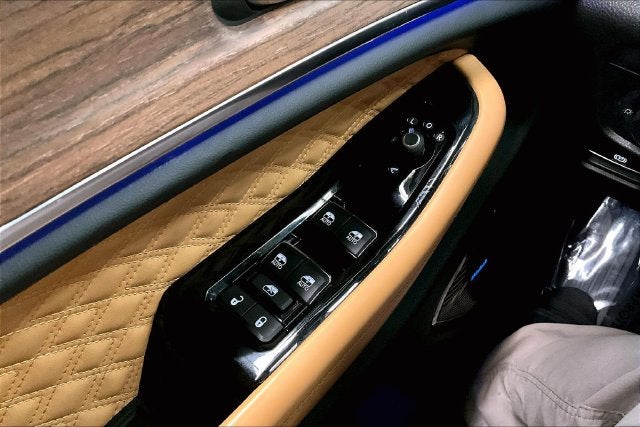 2021 Jeep Grand Cherokee L Summit 4x4-Pano Roof-Htd/Cooled Massaging Leather