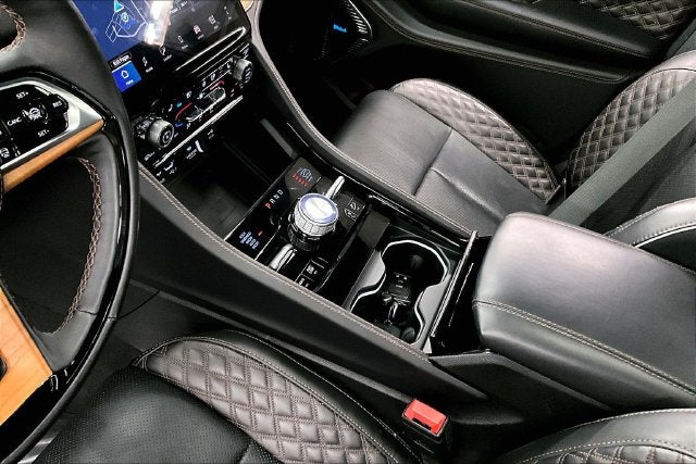 2024 Jeep Grand Cherokee L Summit 4x4-Pano Roof-Htd/Cooled Massaging Leather-21'' Wh