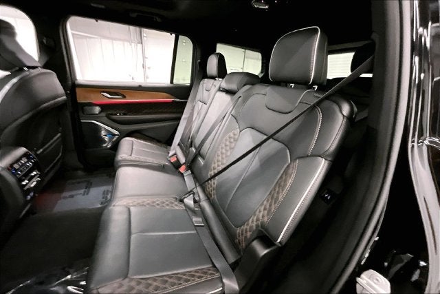 2024 Jeep Grand Cherokee L Summit 4x4-Pano Roof-Htd/Cooled Massaging Leather-21'' Wh
