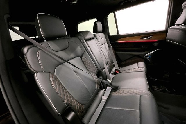 2024 Jeep Grand Cherokee L Summit 4x4-Pano Roof-Htd/Cooled Massaging Leather-21'' Wh