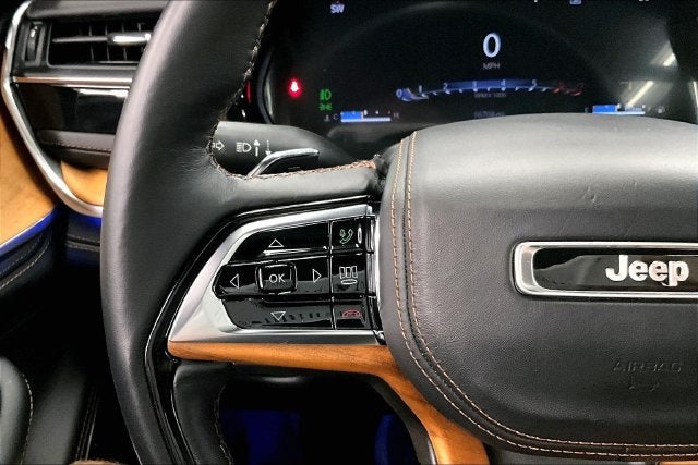2024 Jeep Grand Cherokee L Summit 4x4-Pano Roof-Htd/Cooled Massaging Leather-21'' Wh