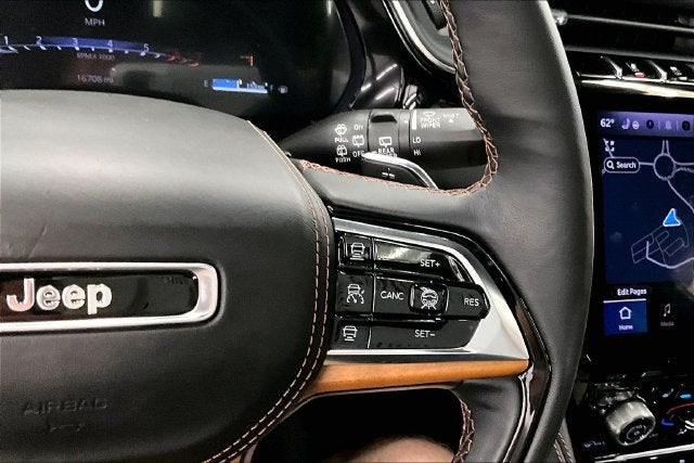 2024 Jeep Grand Cherokee L Summit 4x4-Pano Roof-Htd/Cooled Massaging Leather-21'' Wh