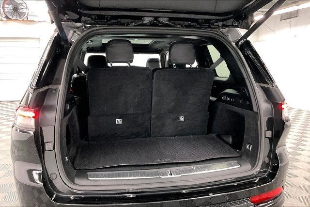 2024 Jeep Grand Cherokee L Summit 4x4-Pano Roof-Htd/Cooled Massaging Leather-21'' Wh