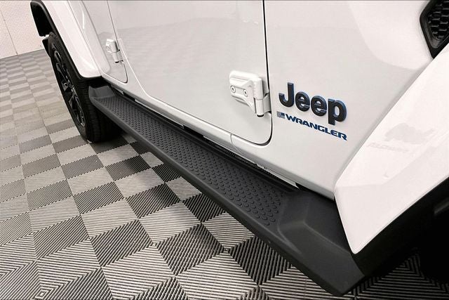 2025 Jeep Wrangler Sahara 4xe
