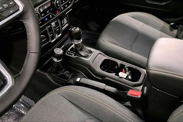 2025 Jeep Wrangler Sahara 4xe 4x4 - Adaptive Cruise - Blind Spot Detection