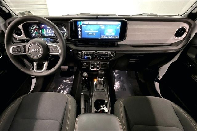 2025 Jeep Wrangler Sahara 4xe