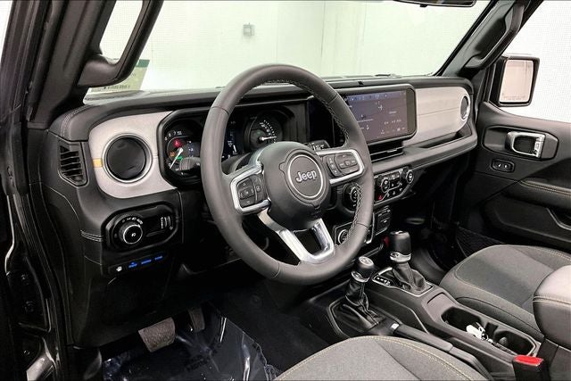 2025 Jeep Wrangler Sahara 4xe