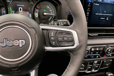 2025 Jeep Wrangler Sahara 4xe