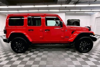 2025 Jeep Wrangler Sahara 4xe
