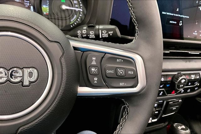 2025 Jeep Wrangler Sahara 4xe