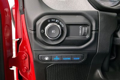 2025 Jeep Wrangler Sahara 4xe