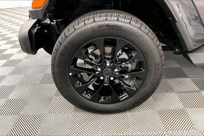 2025 Jeep Wrangler Sahara 4xe