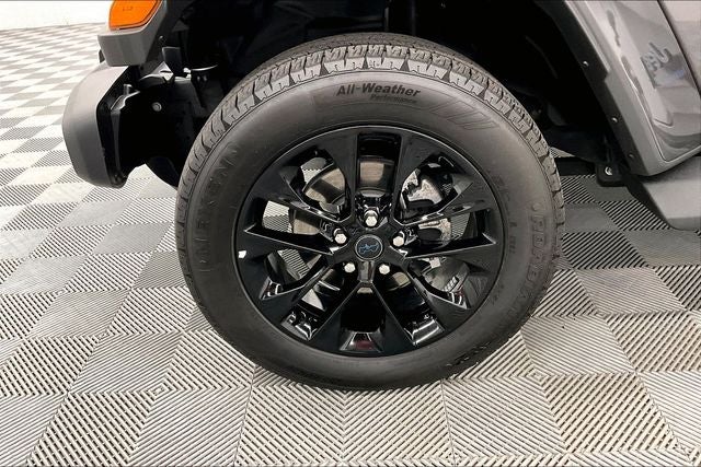 2025 Jeep Wrangler Sahara 4xe