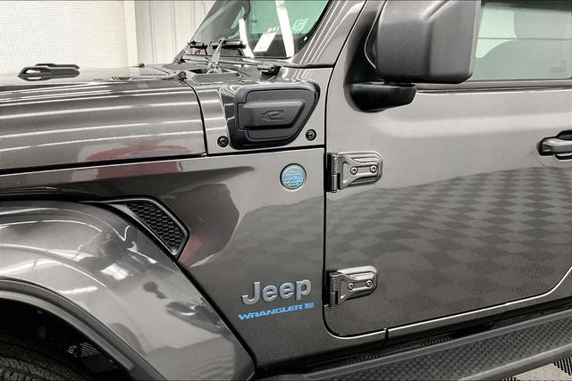 2025 Jeep Wrangler Sahara 4xe