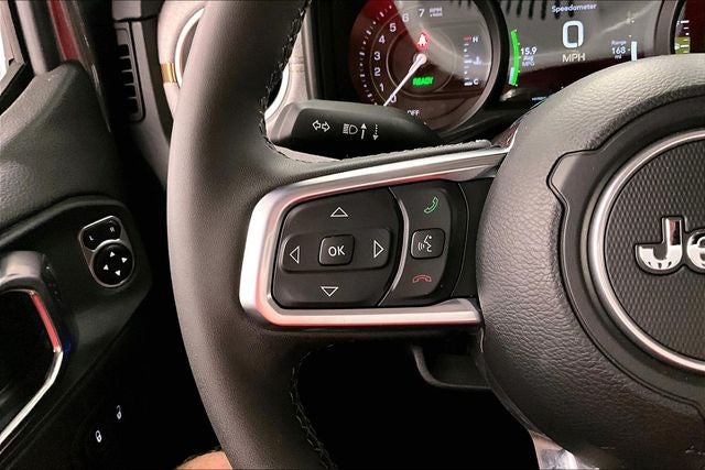 2025 Jeep Wrangler Sahara 4xe