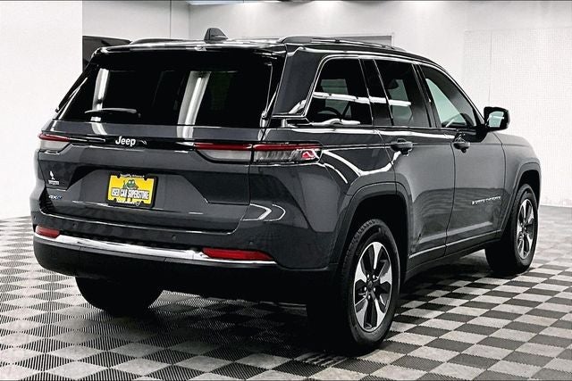 2025 Jeep Grand Cherokee 4xe 4x4 - Pano Roof - Adaptive Cruise - Htd Seats