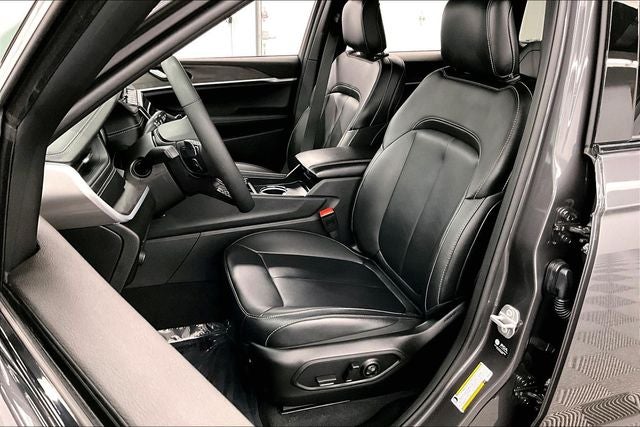 2025 Jeep Grand Cherokee 4xe 4x4 - Pano Roof - Adaptive Cruise - Htd Seats