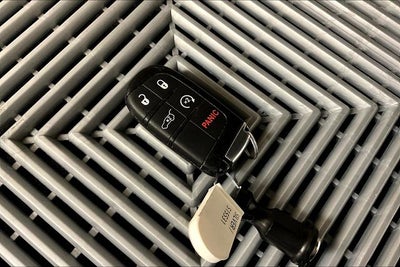 2025 Dodge Durango R/T Plus AWD - Sunroof - Htd/Cooled Leather