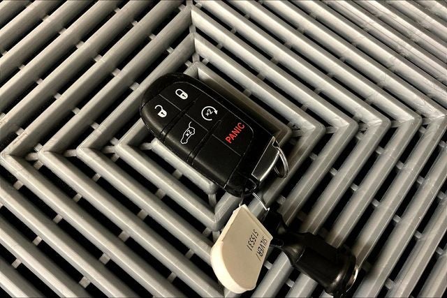 2025 Dodge Durango R/T Plus AWD - Sunroof - Htd/Cooled Leather