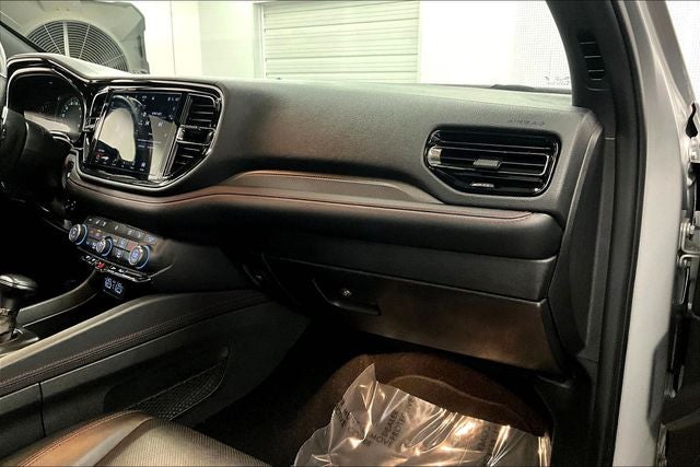 2025 Dodge Durango R/T Plus AWD - Sunroof - Htd/Cooled Leather