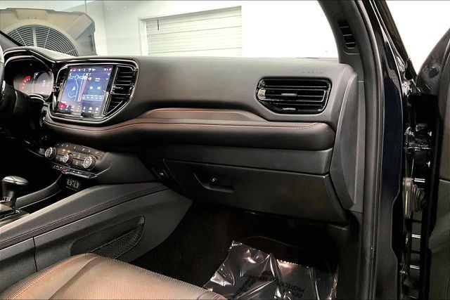 2024 Dodge Durango R/T Plus AWD-Sunroof-Adaptive Cruise-Htd/Cooled Leather