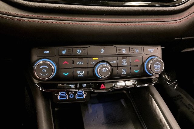 2024 Dodge Durango R/T Plus AWD-Sunroof-Adaptive Cruise-Htd/Cooled Leather