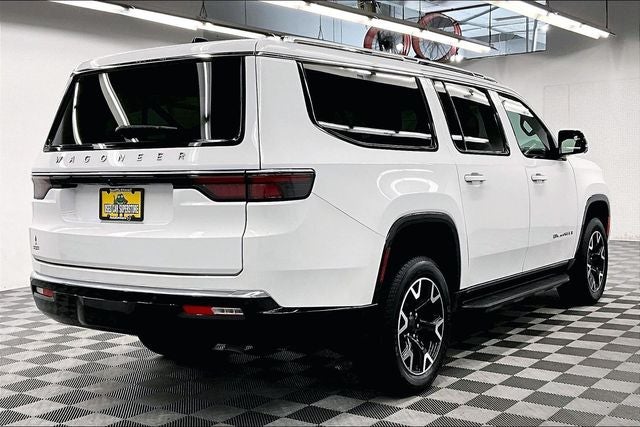 2025 Jeep Wagoneer L Series III
