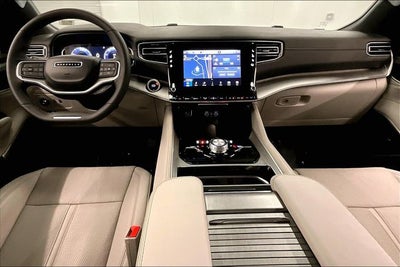 2025 Jeep Wagoneer L Series III