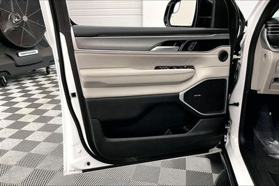 2025 Jeep Wagoneer L Series III