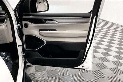 2025 Jeep Wagoneer L Series III
