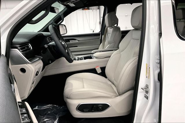 2025 Jeep Wagoneer L Series III