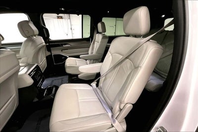 2025 Jeep Wagoneer L Series III