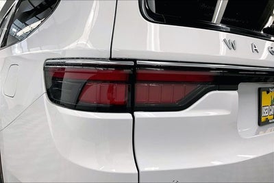 2025 Jeep Wagoneer L Series III