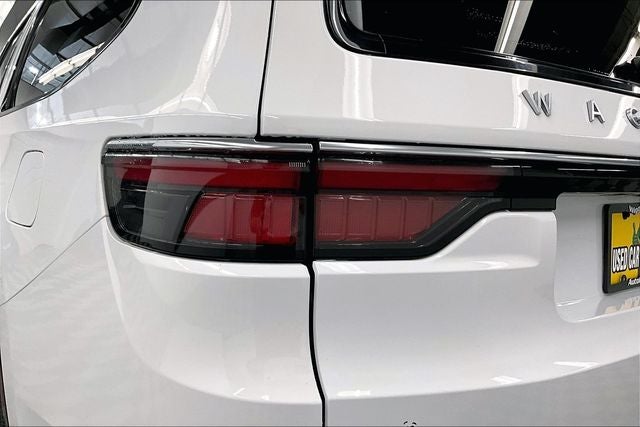 2025 Jeep Wagoneer L Series III