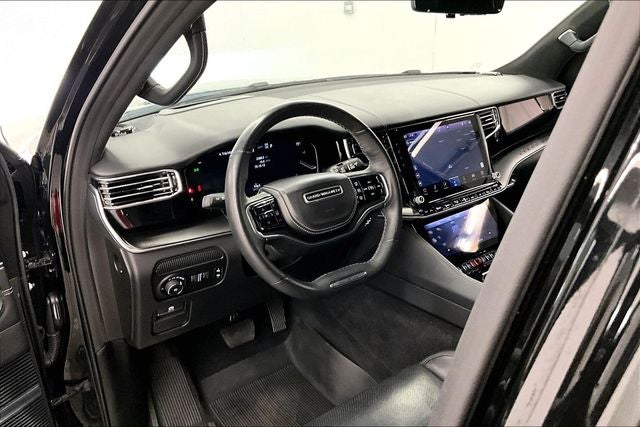 2024 Jeep Grand Wagoneer L Series II 4x4-Pano Roof-Htd/Cooled Massaging Leather