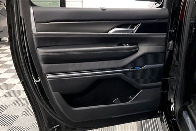 2024 Jeep Grand Wagoneer L Series II 4x4-Pano Roof-Htd/Cooled Massaging Leather