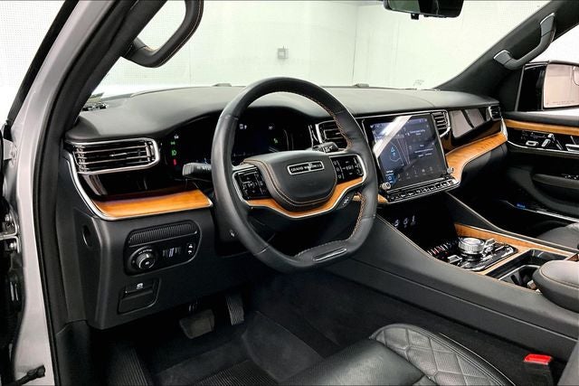 2024 Jeep Grand Wagoneer L Series III 4x4-Pano Roof-Htd/Cooled Massaging Leather