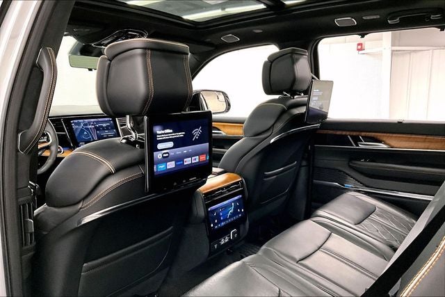2024 Jeep Grand Wagoneer L Series III 4x4-Pano Roof-Htd/Cooled Massaging Leather