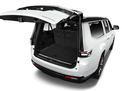 2024 Jeep Grand Wagoneer L Series III 4X4-Navigation-Adaptive Cruise Control