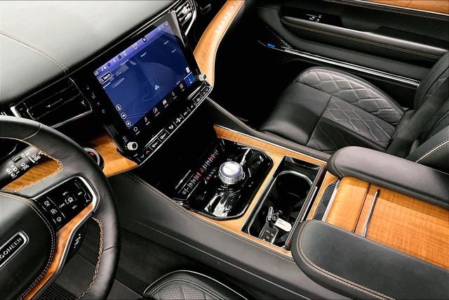 2025 Jeep Grand Wagoneer L Series III 4x4-Pano Roof-Htd/Cooled Massaging Leather-DVD