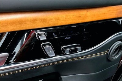 2025 Jeep Grand Wagoneer L Series III 4x4-Pano Roof-Htd/Cooled Massaging Leather-DVD
