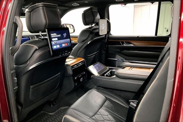 2025 Jeep Grand Wagoneer L Series III 4x4-Pano Roof-Htd/Cooled Massaging Leather-DVD