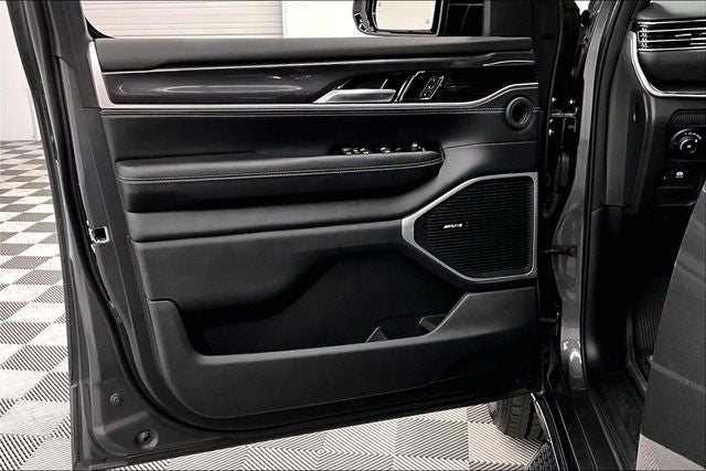 2023 Jeep Wagoneer Base 4x4 - Premium Group I, Pano Roof - Adaptive Cruise