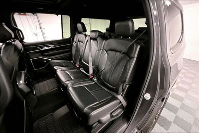 2023 Jeep Wagoneer Base 4x4 - Premium Group I, Pano Roof - Adaptive Cruise