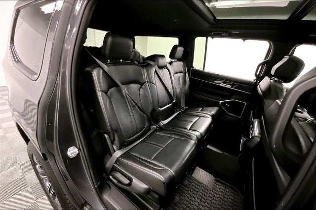 2023 Jeep Wagoneer Base 4x4 - Premium Group I, Pano Roof - Adaptive Cruise
